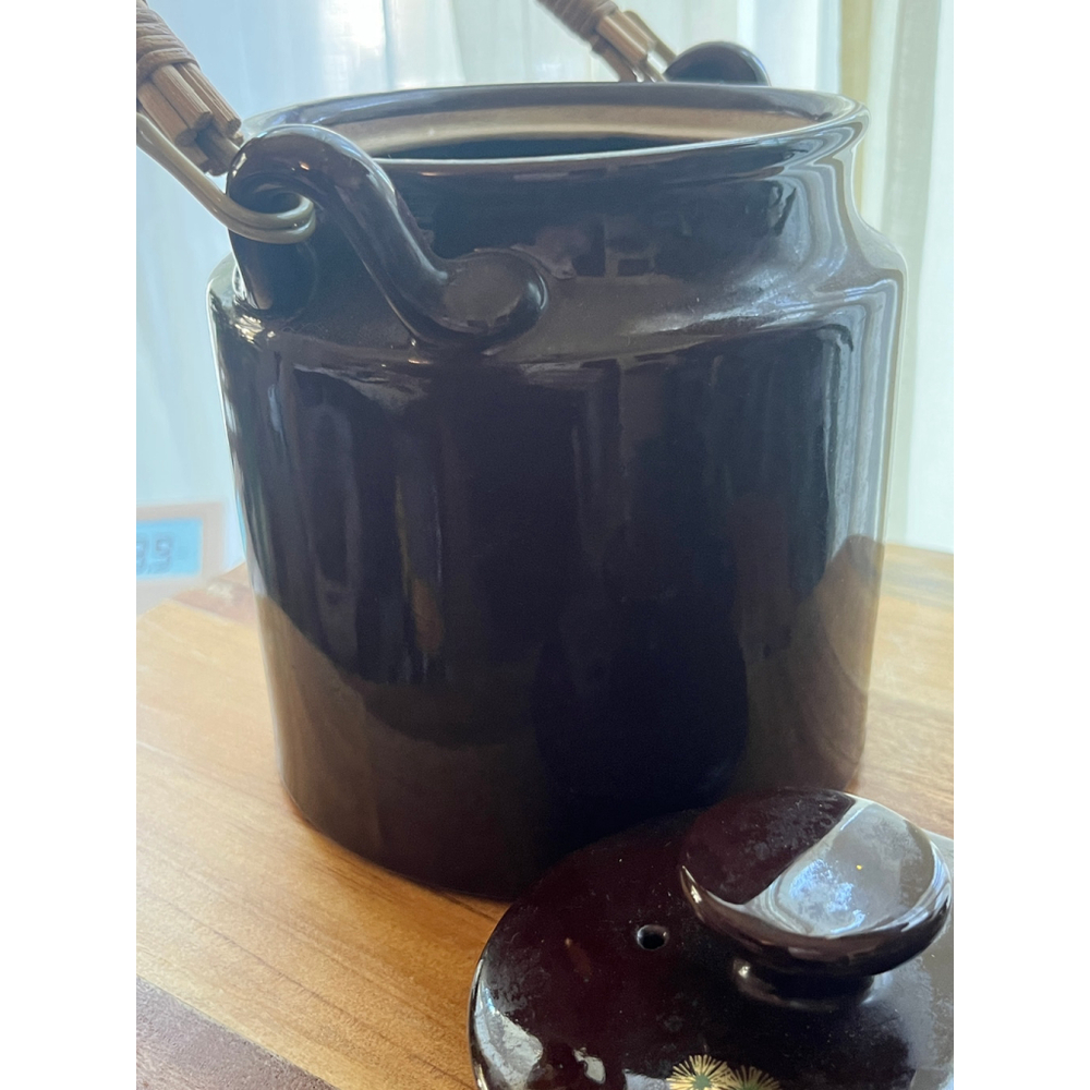 Vintage Japanese Crane Teapot - Brown Ceramic with Gold Accents & Rattan Handle - Picture 10 of 15